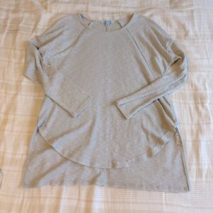 She & Sky Long Sleeve Gray Shirt Rugged/Weathered/Rag Style Hi-Lo Size L